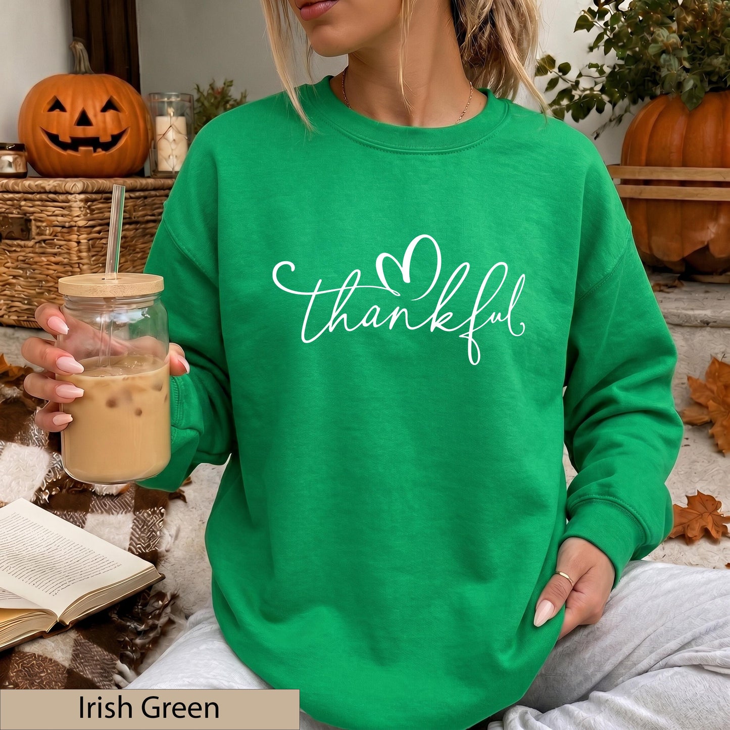 Thankful Fall Sweatshirt, White Script Heart Sweater, Minimalist Thanksgiving Crewneck, Cozy Fall Jumper