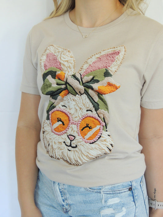 Faux Yarn Camo Bow Bunny - Short Sleeve Tee in Dust