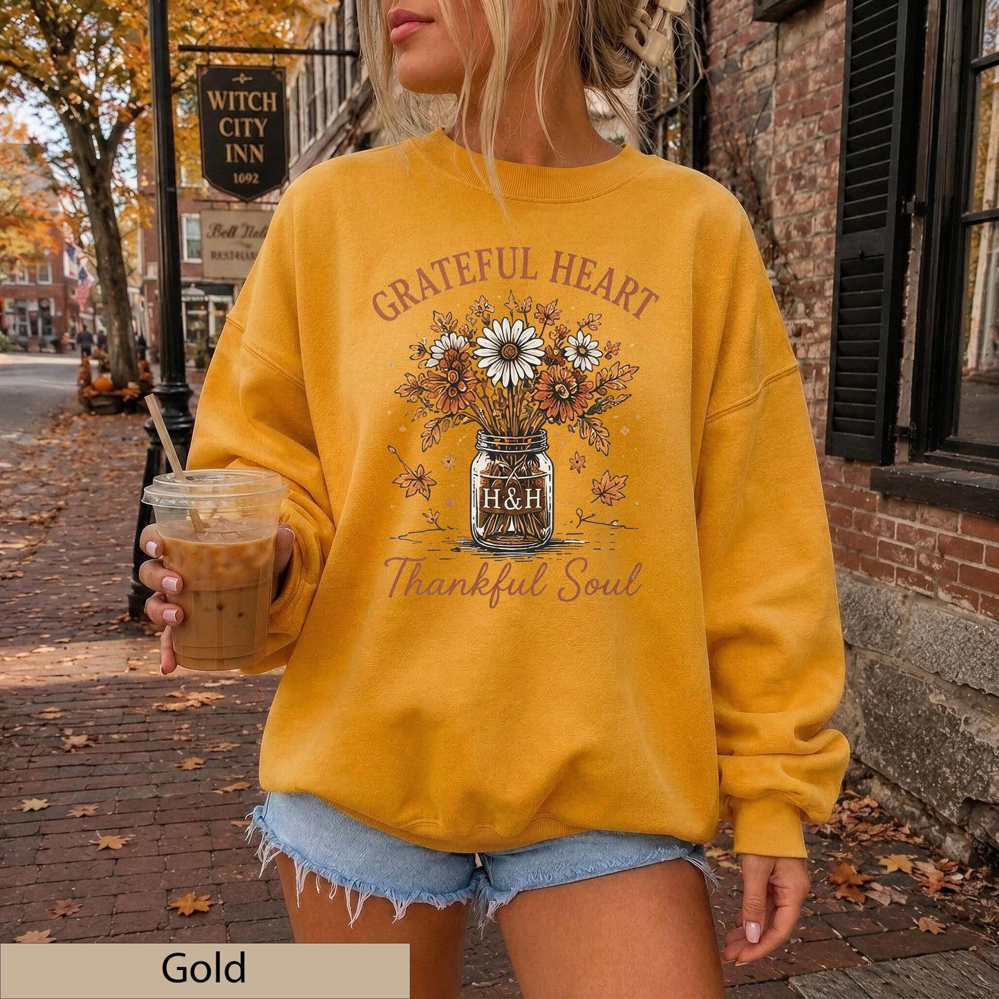 Grateful Heart Thankful Soul Sweatshirt, Floral Mason Jar Crewneck, Autumn Thanksgiving Jumper