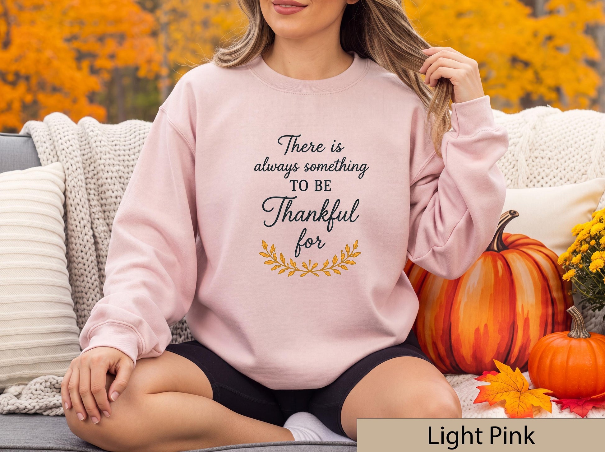 Thankful Script Sweatshirt, Autumn Leaf Graphic, Cozy Fall Crewneck, Thanksgiving Apparel