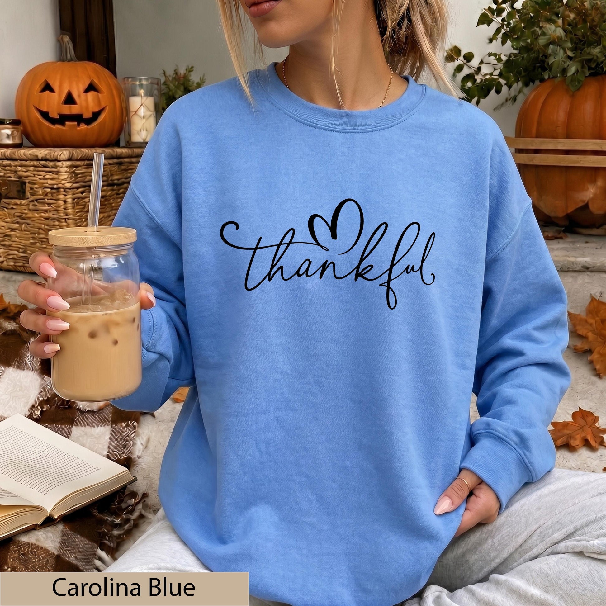 Thankful Sweatshirt, Black Script Crewneck, Minimalist Heart Script Sweater, Cozy Fall Jumper