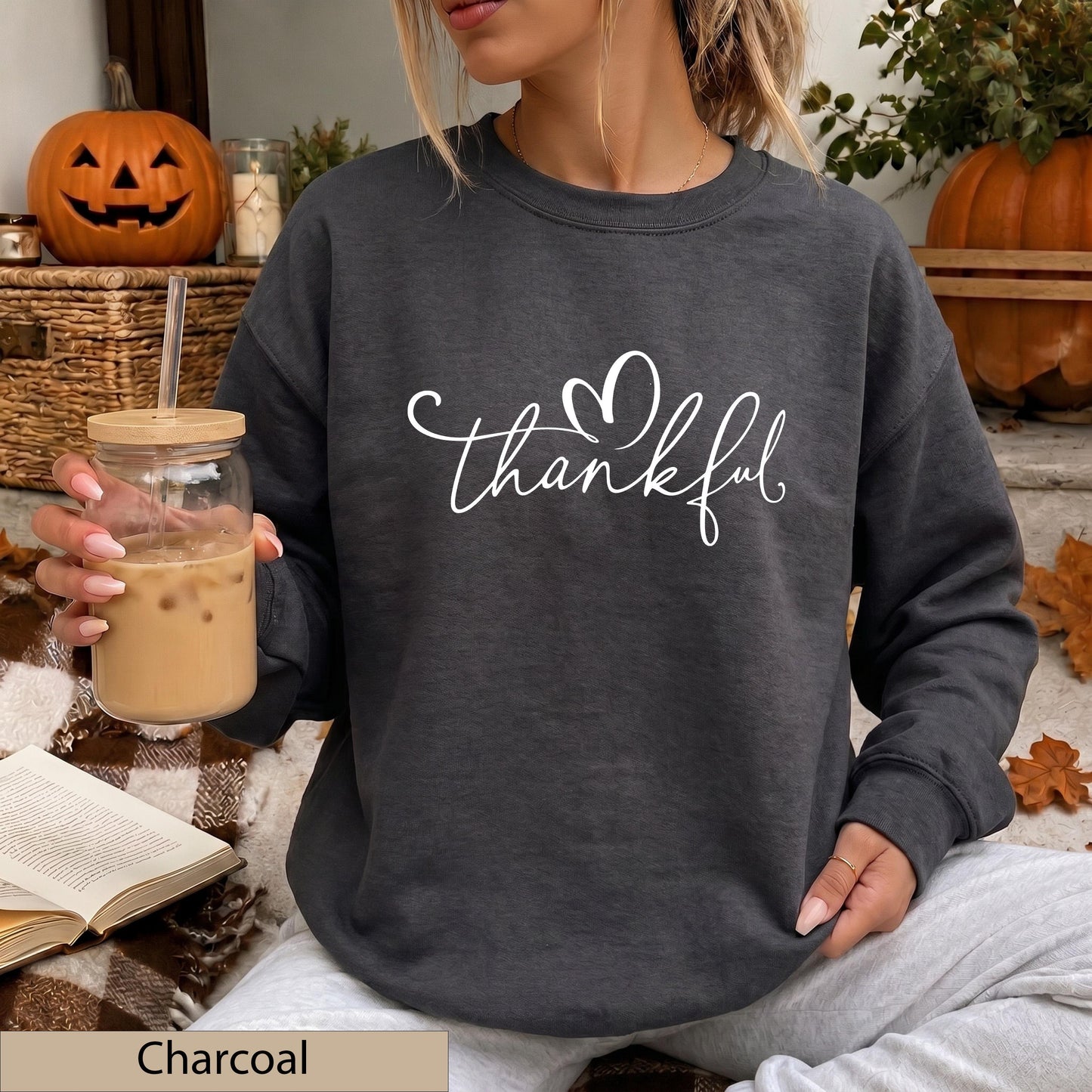 Thankful Fall Sweatshirt, White Script Heart Sweater,  Minimalist Thanksgiving Crewneck, Cozy Fall Jumper