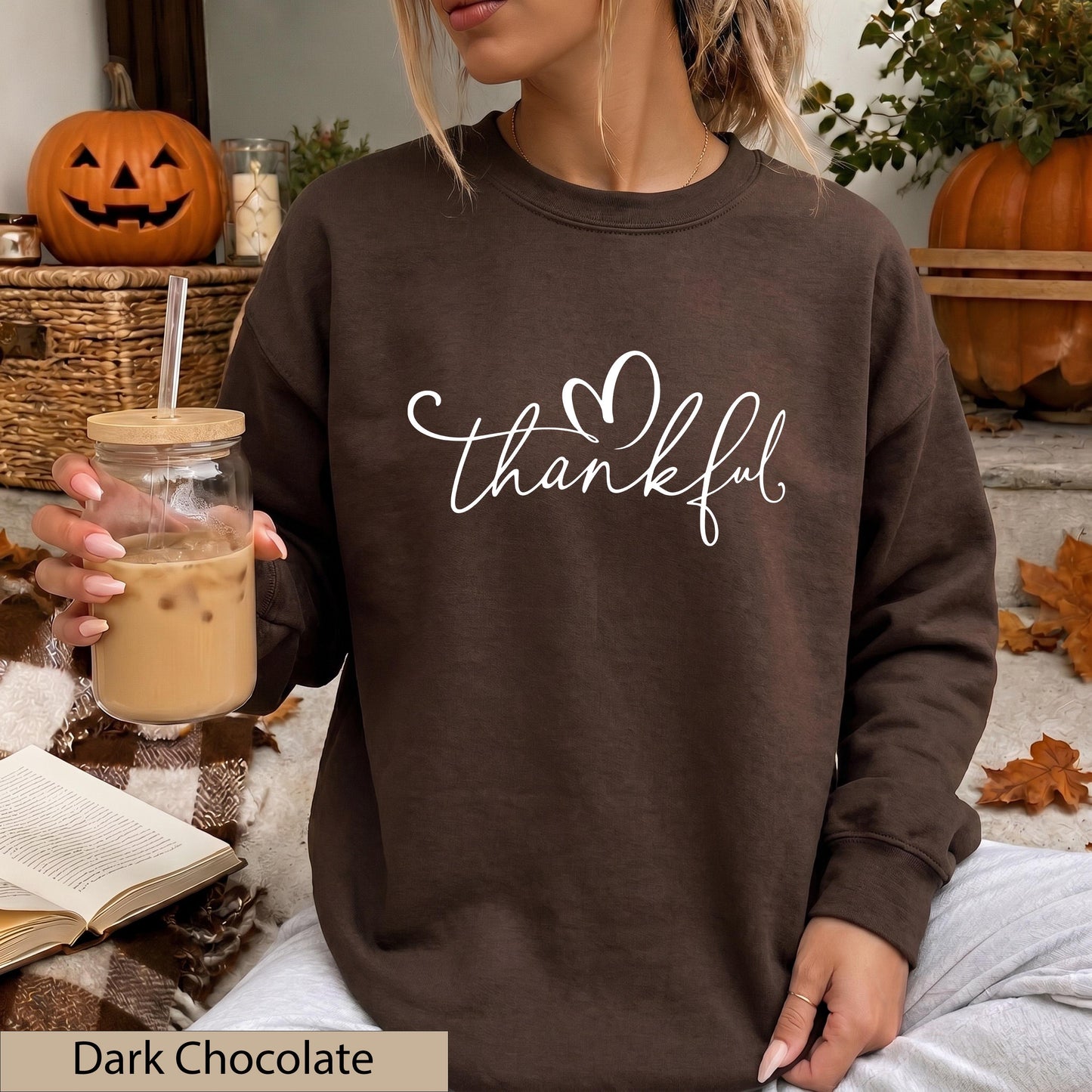 Thankful Fall Sweatshirt, White Script Heart Sweater,  Minimalist Thanksgiving Crewneck, Cozy Fall Jumper